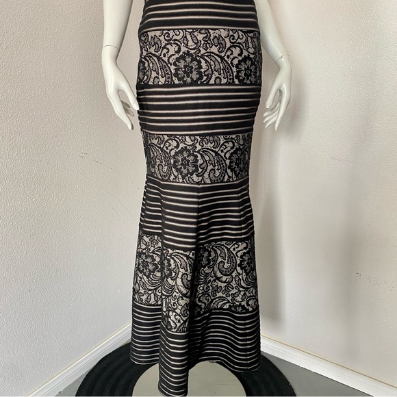 Striped Lace Sleeveless Tumpet Gown - Picture 6 of 13